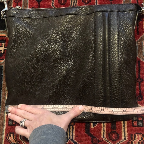 GUCCI Unisex Brown Pebble Leather Crossbody 100% Authentic - Picture 16 of 16